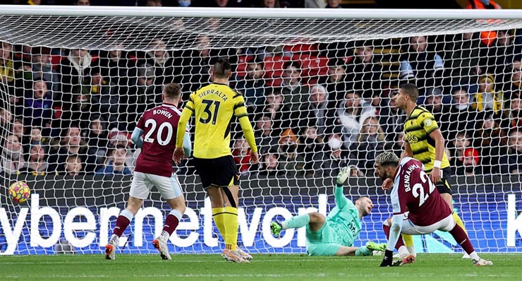 Trực tiếp bóng đá Watford - West Ham: Bàn ấn định phút bù giờ (Hết giờ) - 4