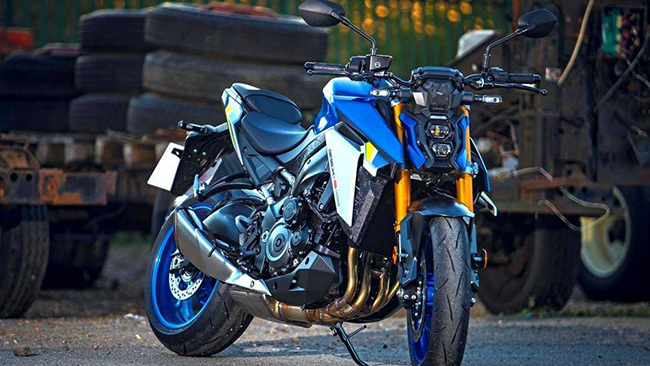 1. Suzuki GSX-S1000 Sert Edition 2022 (giá khởi điểm: 14.590 Euro)
