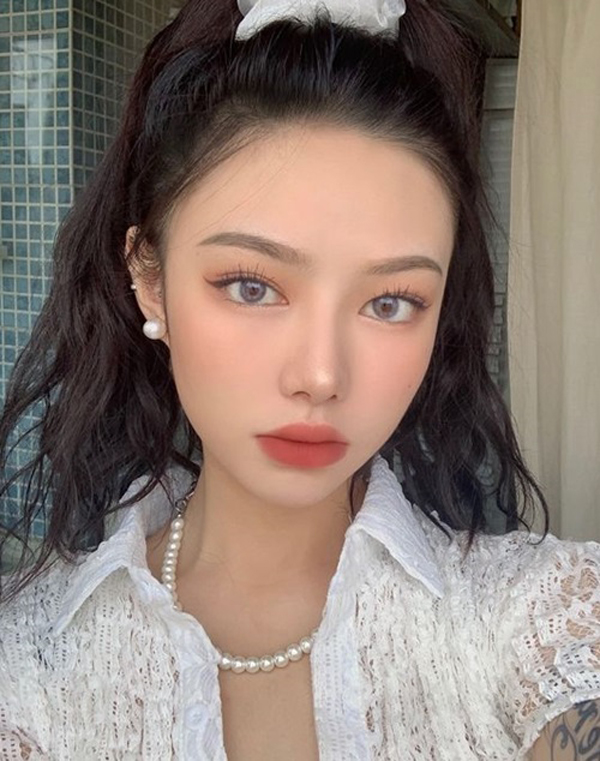 Những kiểu trang điểm cực đẹp tạo xu hướng năm 2022 - 9