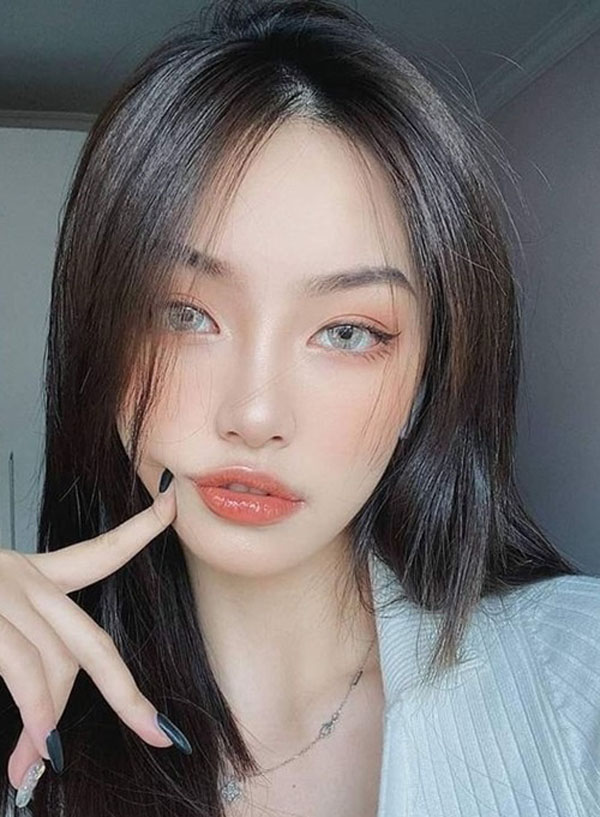 Những kiểu trang điểm cực đẹp tạo xu hướng năm 2022 - 10