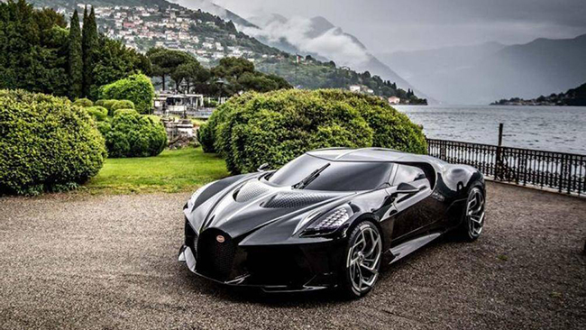 2. Bugatti La Voiture Noire (giá: 18,9 triệu USD)
