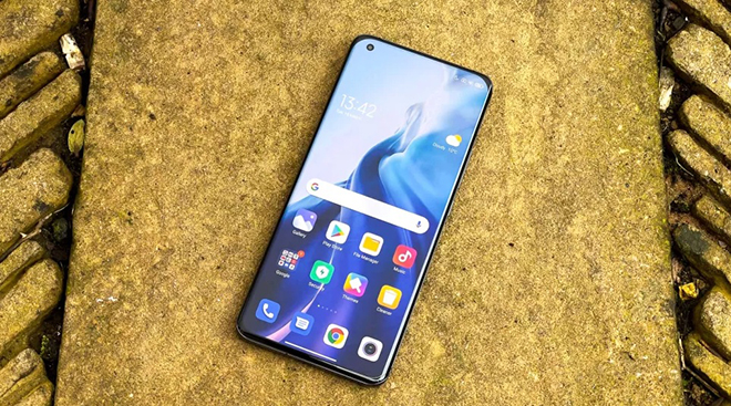 Xiaomi Mi 11 là một trong số những điện thoại tốt nhất năm 2021.