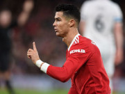 Bóng đá - &quot;Siêu cò&quot; Mendes lên tiếng xác nhận tương lai Ronaldo, MU thở phào