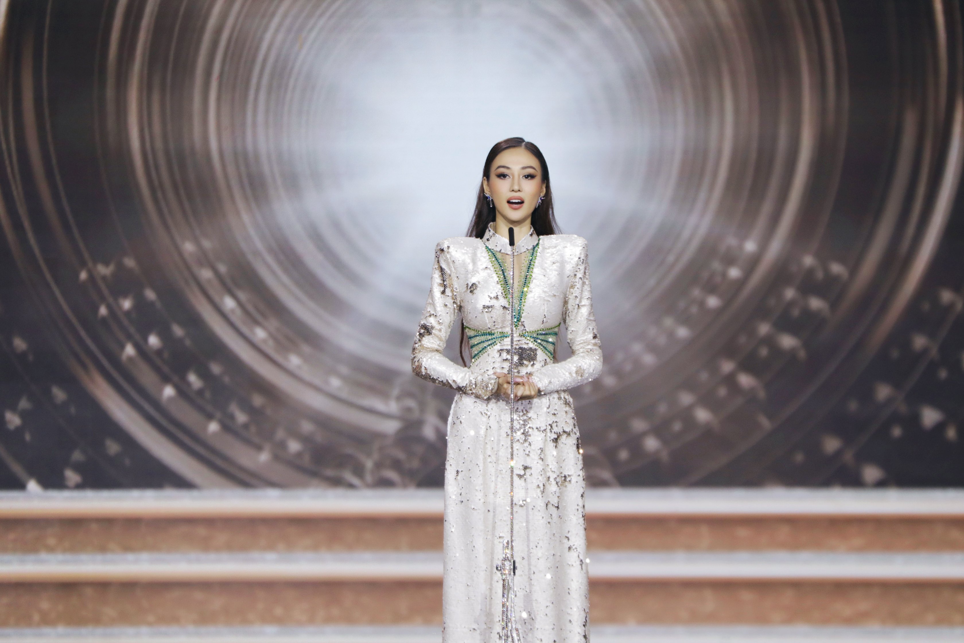 Người đẹp Long An từng nặng 75kg đăng quang Miss Grand Việt Nam - 6