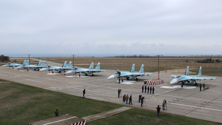 Belbek là một trong số các sân bay quân sự của Nga ở bán đảo Crimea.