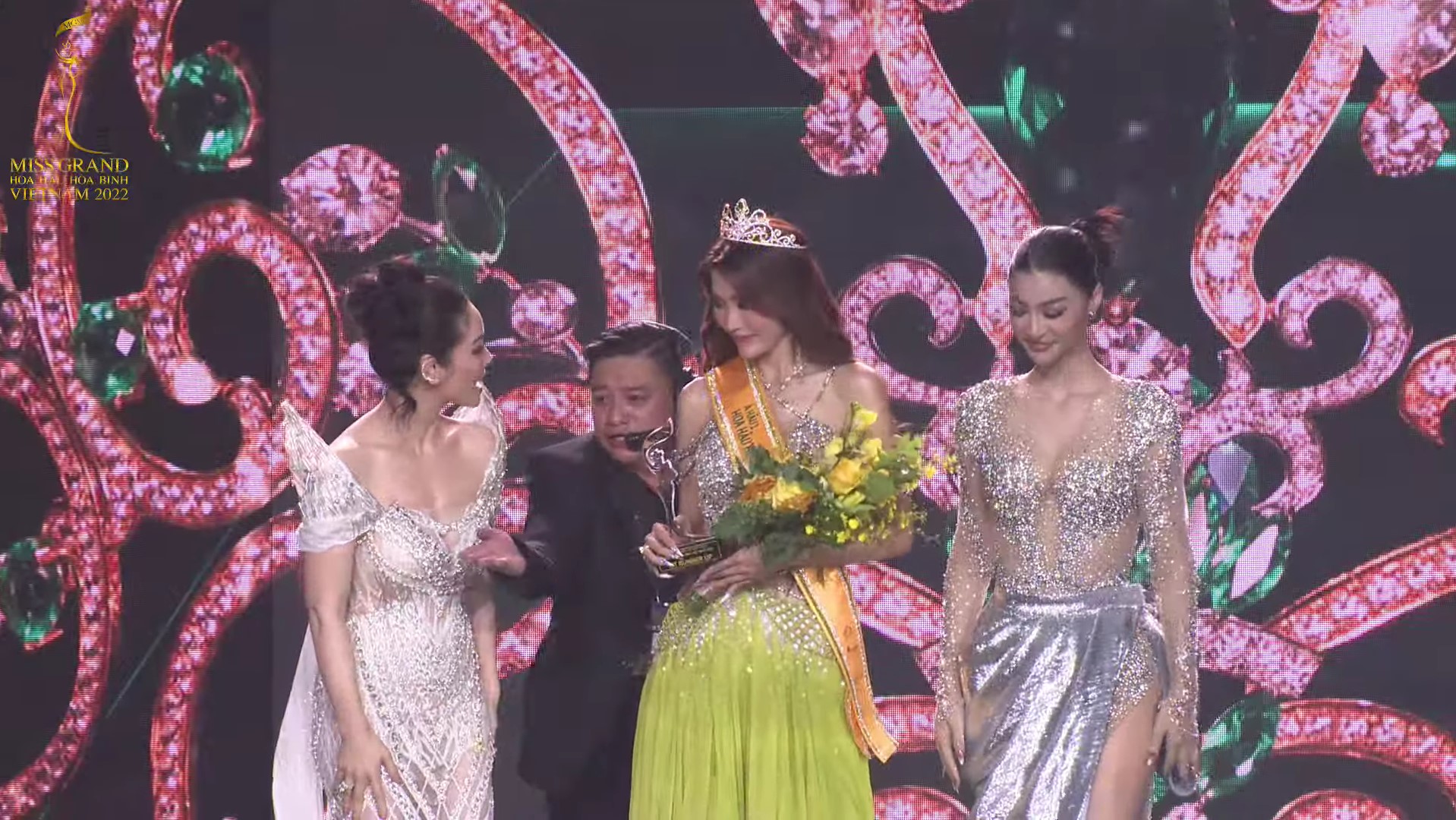 Trực tiếp chung kết Miss Grand VN 2022: Thiên Ân đăng quang hoa hậu - 3