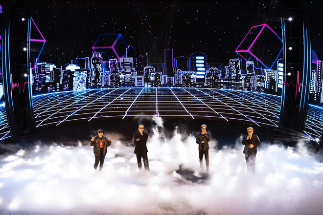 Hoàng Thùy Linh sân khấu cùng Da LAB - 4