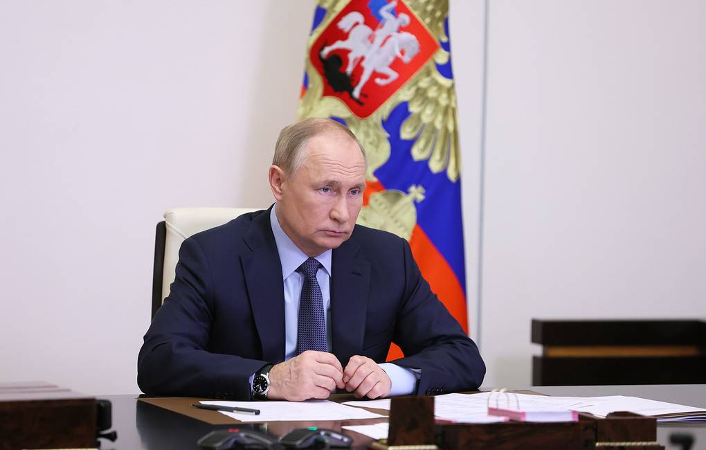 Tổng thống Nga Vladimir Putin hôm 2/10 đã trình lên quốc hội các hiệp ước về việc sáp nhập 4 vùng Ukraine. Ảnh: TASS