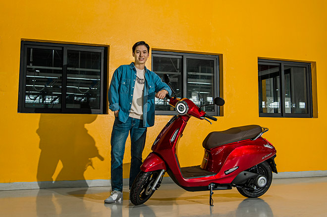 Giới trẻ Việt háo hức chờ nhận “xe máy điện quốc dân” VinFast Evo200 - 4