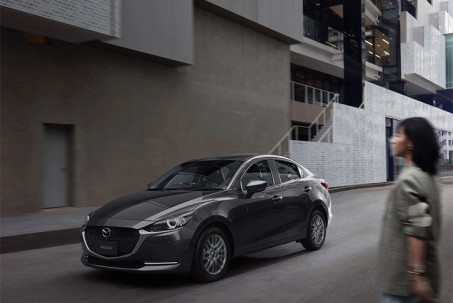 Giá xe Mazda2 tháng 10/2022, ưu đãi tương đương 50% phí trước bạ