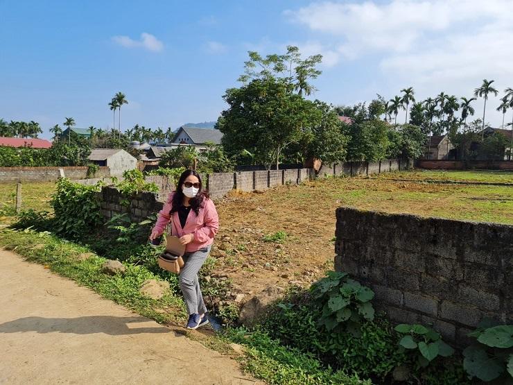 Lo lãi vay tăng, loạt nhà đầu tư bán tháo bất động sản, người vay mua nhà như “ngồi trên lửa”