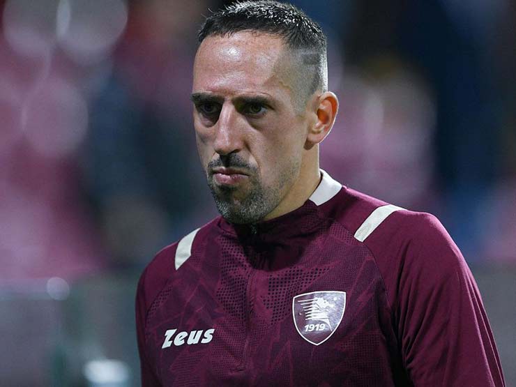 Tin mới nhất bóng đá tối 7/10: Ribery giải nghệ ở tuổi 39