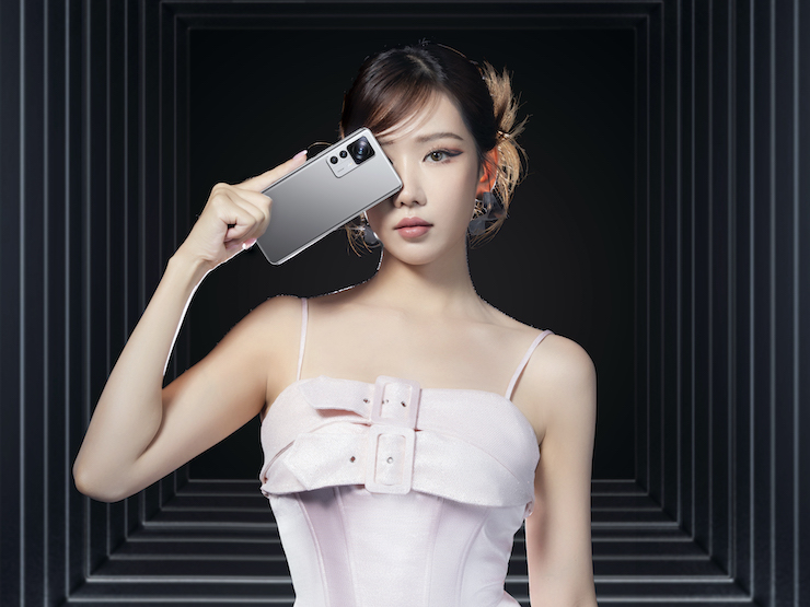 Xiaomi 12T Pro trình làng với camera 200MP, sạc siêu tốc 120W