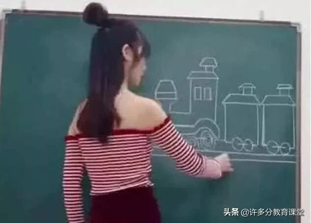 Cô gái thu hút ánh nhìn trong lớp học khi phối crop top với jean - 6
