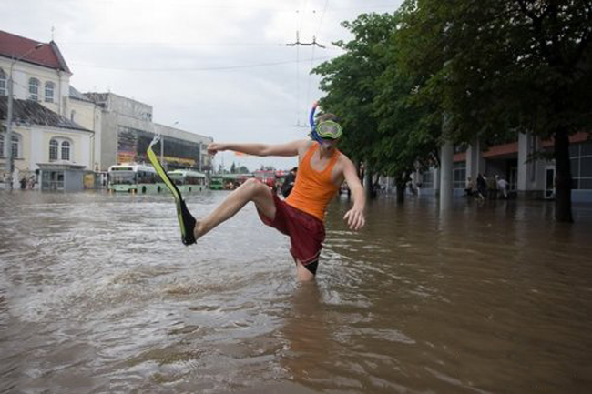 Có nước rồi nhưng không lặn được các bạn ạ.
