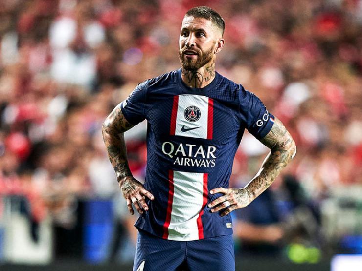 Ramos cãi trọng tài hóa ”Vua thẻ đỏ”, Mbappe - Neymar chân gỗ khi vắng Messi