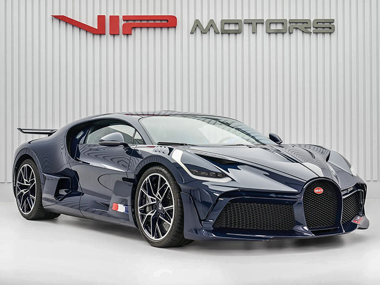 Siêu phẩm Bugatti Divo chưa lăn bánh chào bán giá 240 tỷ đồng - 1