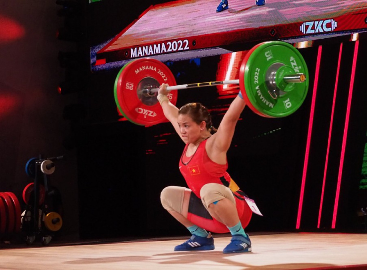 Hồng Thanh giành trọn 3 tấm HCV hạng cân 64 kg nữ tại giải vô địch cử tạ châu Á 2022
