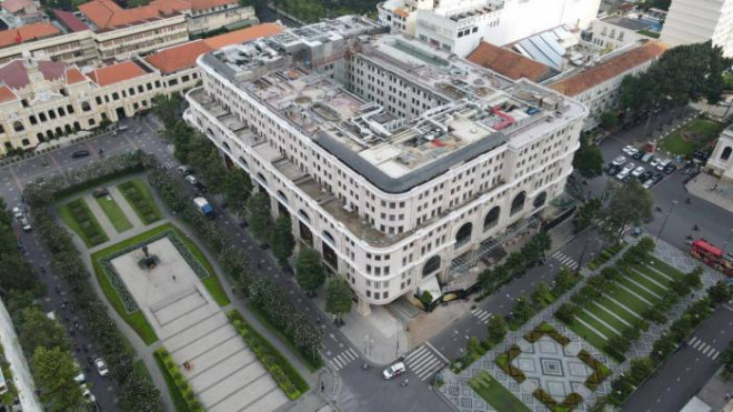 Khu phức hợp Union Square có tổng diện tích 8.800 m2, quy mô 9 tầng nổi, 6 tầng hầm.