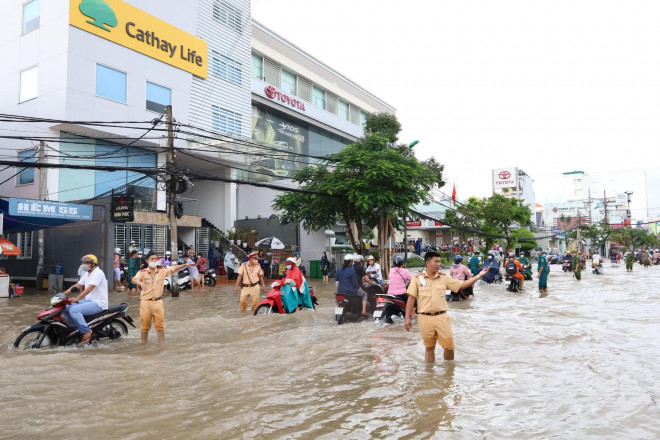 Dự kiến trong vài ngày tới, mực nước đỉnh triều hàng ngày tại TP Cần Thơ sẽ bắt đầu vào lúc sáng sớm từ 7 - 9h và chiều tối từ 19 - 20h.