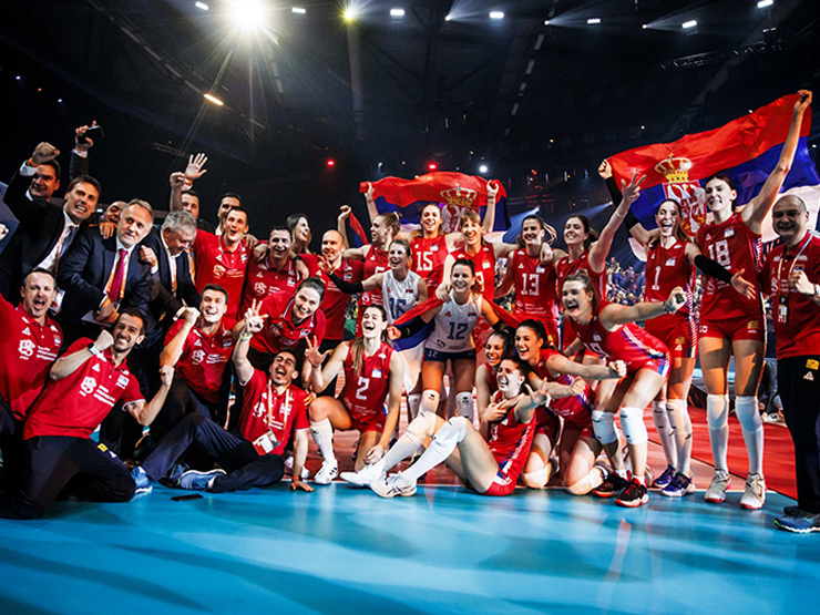 Trên đỉnh bóng chuyền nữ thế giới: Boskovic 1m94 tỏa sáng, Serbia đấu Brazil