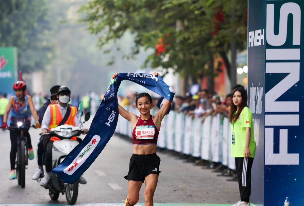 Hàng loạt kỷ lục mới được thiết lập tại VPBank Hanoi Marathon 2022 - 1