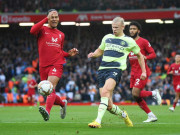 Bóng đá - Van Dijk hé lộ bí quyết &quot;bắt chết&quot; Haaland, bố SAO Man City cảnh báo fan