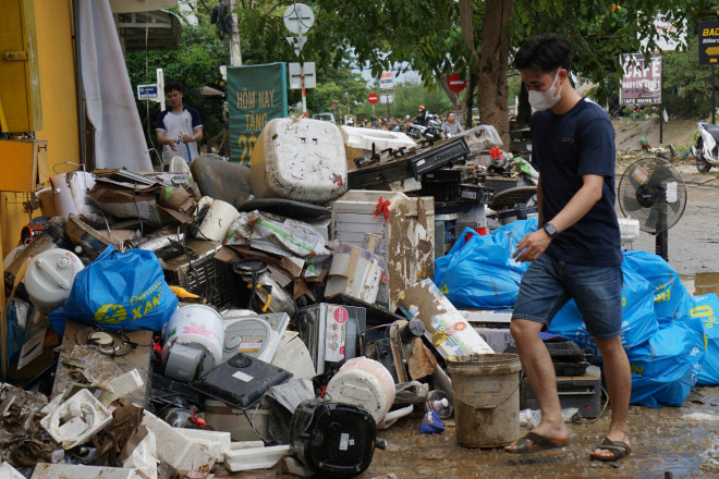 Vụ lợi dụng thiên tai, mưa lũ để trộm cắp tài sản khiến dư luận bất bình