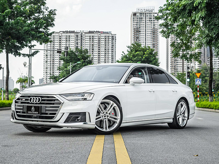 Audi S8 đầu tiên có mặt tại Việt Nam, giá gần 10 tỷ đồng