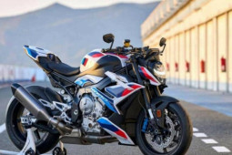 Siêu mô tô BMW M1000R 2023 chính thức ra mắt với thiết kế mới hầm hố