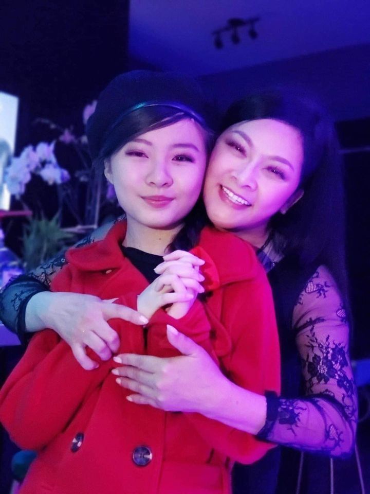 Như Quỳnh bên con gái&nbsp;Melody Đông Nghi