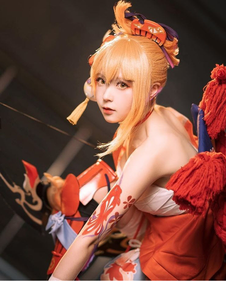 Cosplay nhân vật Yoimiya của game Genshin Impact, hot girl Trung Quốc “đốn tim” game thủ - 9