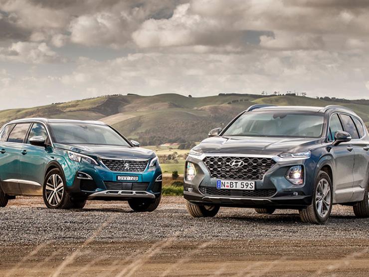 Peugeot 5008 vs Hyundai SantaFe: Chọn SUV nào trong tầm giá 1 tỷ đồng?