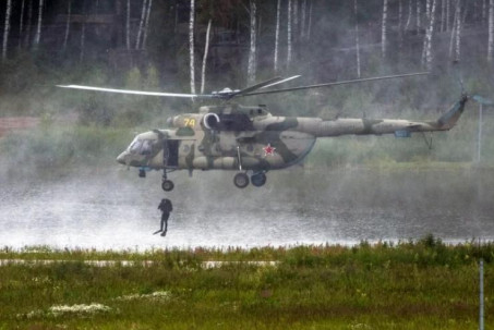 Tổng thống Philippines nói về việc hủy mua trực thăng quân sự Nga, tìm mua trực thăng Mỹ