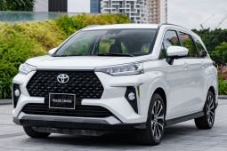 Giá xe Toyota Veloz Cross tháng 10/2022, giảm phí bảo hiểm và ưu đãi lãi suất vay