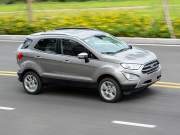 Giá xe Ford EcoSport niêm yết và lăn bánh tháng 10/2022