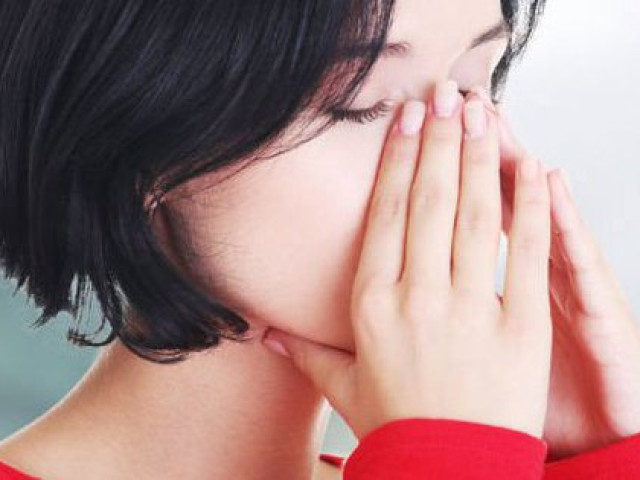 7 việc người bị khô mũi, viêm họng cần làm khi thời tiết lạnh, hanh khô nếu không muốn bị viêm hô hấp