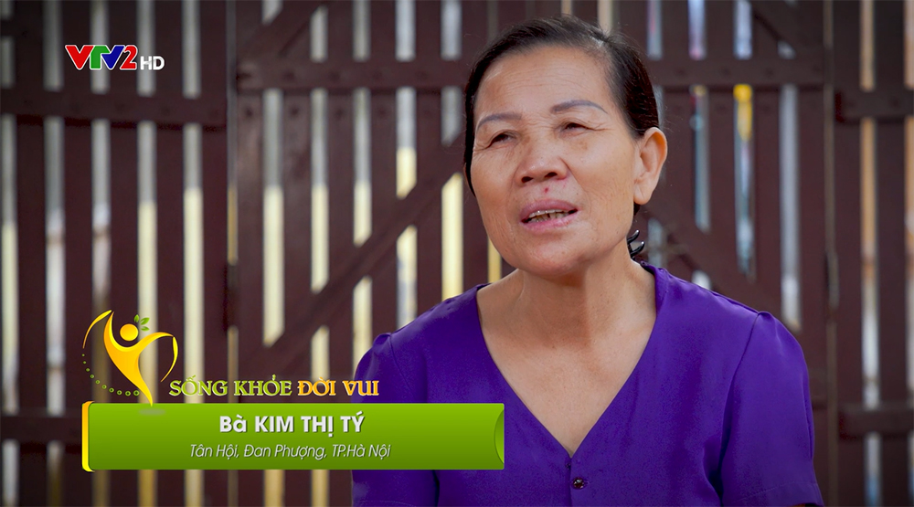 Cô Kim Thị Tý (xã Tân Hội, huyện Đan Phượng, TP Hà Nội) kể về quãng thời gian bị bệnh dạ dày trong chương trình Sống Khoẻ Đời Vui