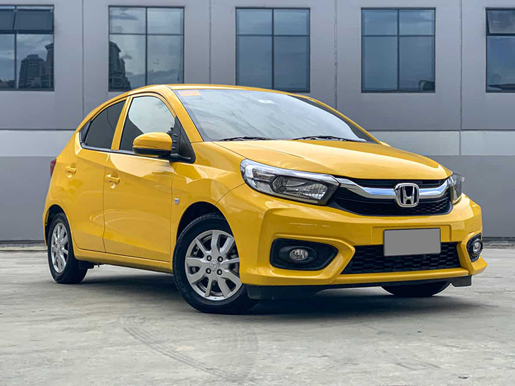 Giá xe Honda Brio niêm yết và lăn bánh tháng 10/2022