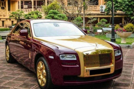 Rolls-Royce Ghost mạ vàng của ông Trịnh Văn Quyết ế ẩm, phải đấu giá lại