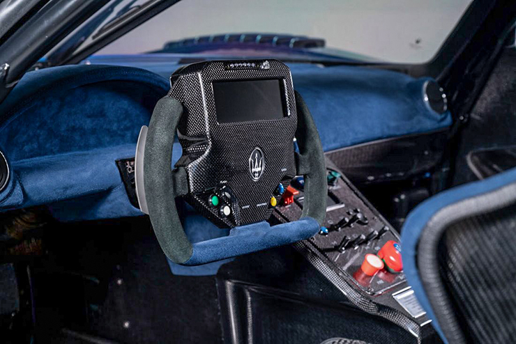 Siêu phẩm Maserati MC12 Versione Corse lên sàn đấu giá - 12