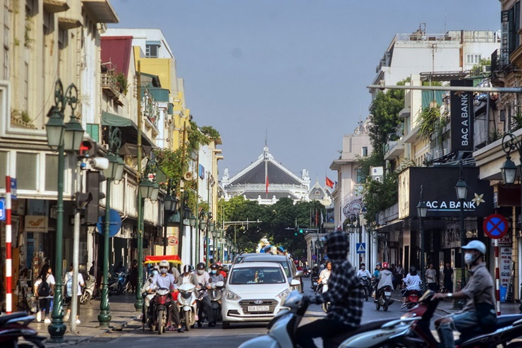 Ðịa bàn&nbsp;quận Hoàn Kiếm&nbsp;là trọng điểm&nbsp;du lịch&nbsp;của thành phố Hà Nội. Nhiều du khách chọn lưu trú ở phố cổ khi đến Hà Nội.
