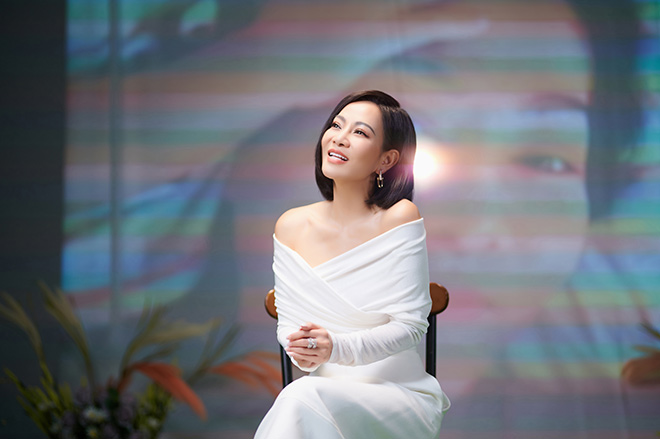 Thu Minh làm mới ca khúc "Hai Mươi Hai" dành tặng con trai cưng