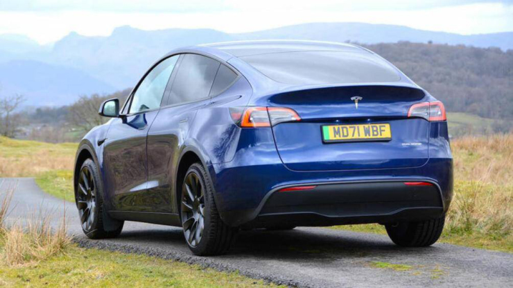 6. Tesla Model Y (doanh số: 310 nghìn chiếc)
