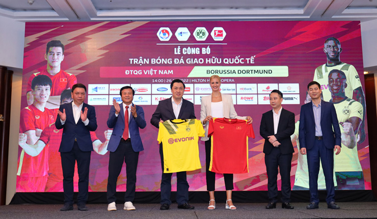 Đội tuyển Việt Nam đấu các ngôi sao từ Bundesliga, giá vé cao nhất 1,6 triệu đồng - 1