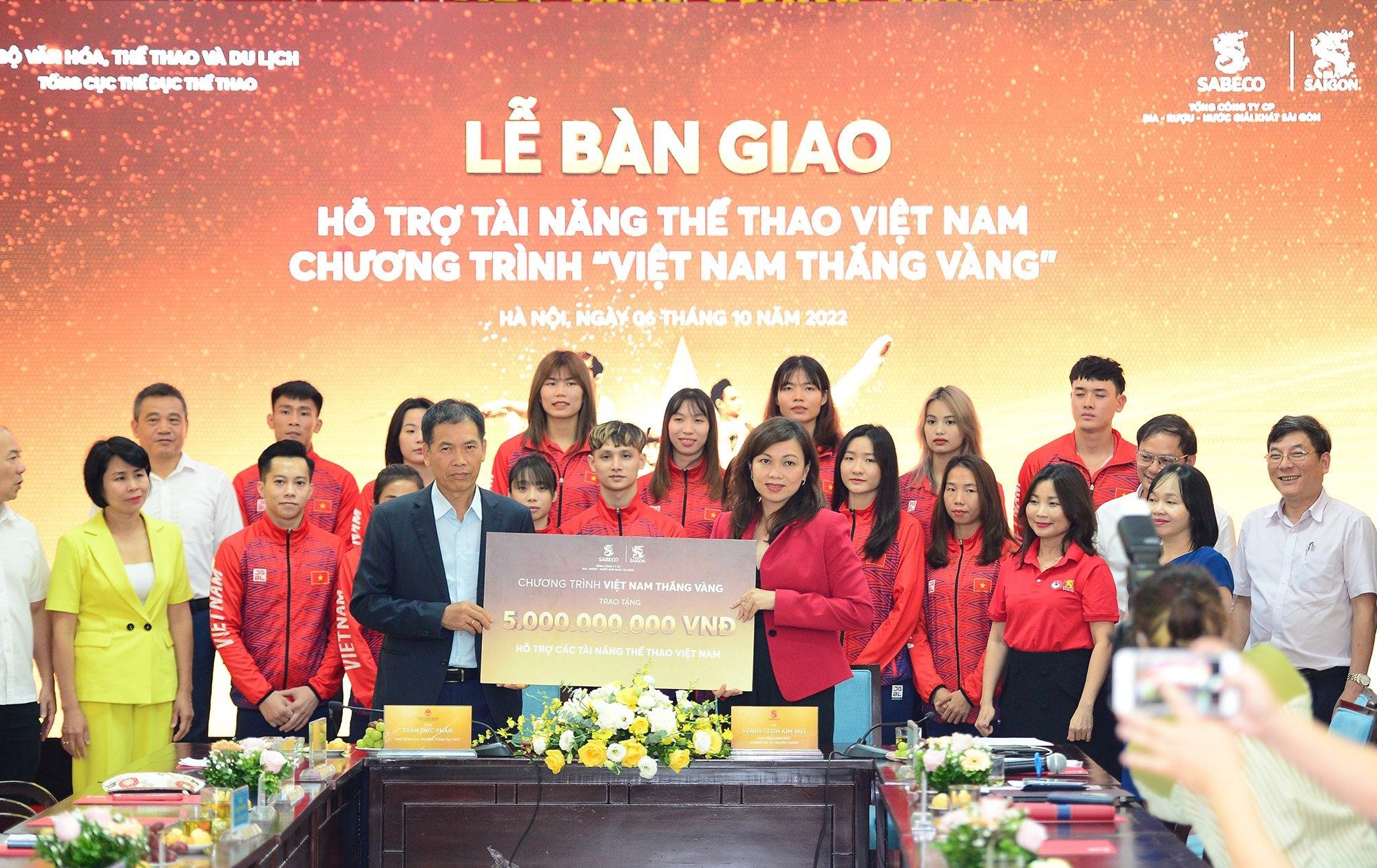 “Việt Nam Thắng Vàng” là một trong những cam kết đồng hành xuyên suốt và lâu dài của SABECO với nền thể thao nước nhà.