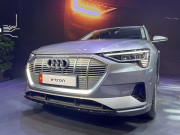 Tin tức ô tô - SUV thuần điện Audi e-tron trình làng tại VMS 2022