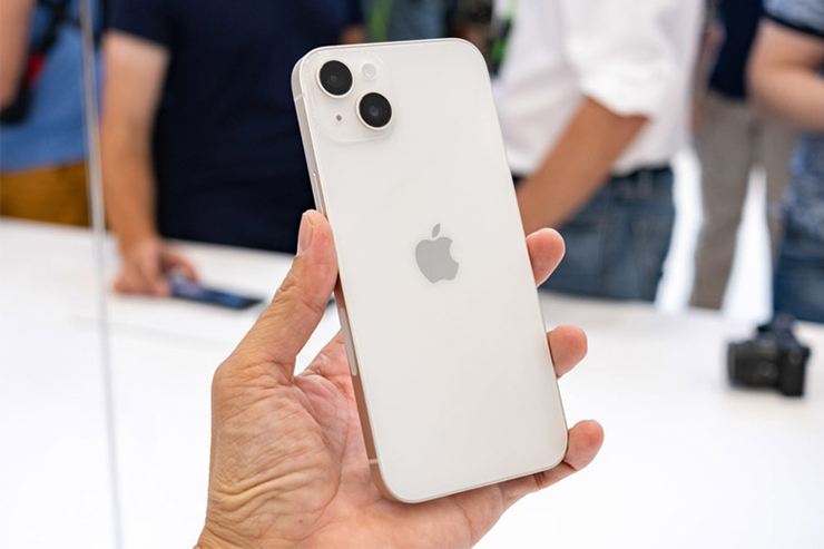 Vì lợi nhuận, Apple sẵn sàng khai tử iPhone 6,1 inch? - 1