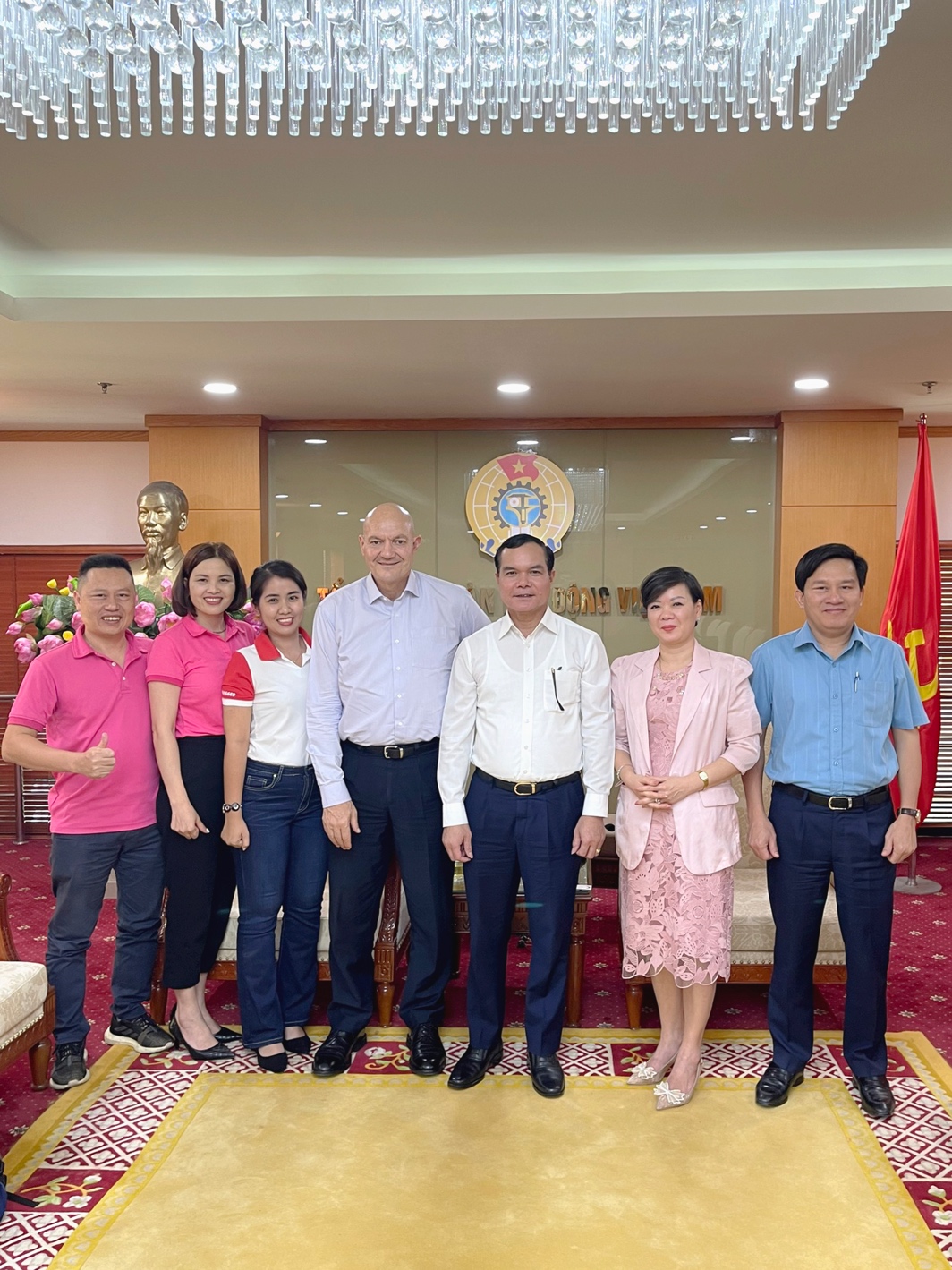 "Bay trước - Trả sau" trở thành xu hướng trong thời điểm vé Tết tăng cao - 1