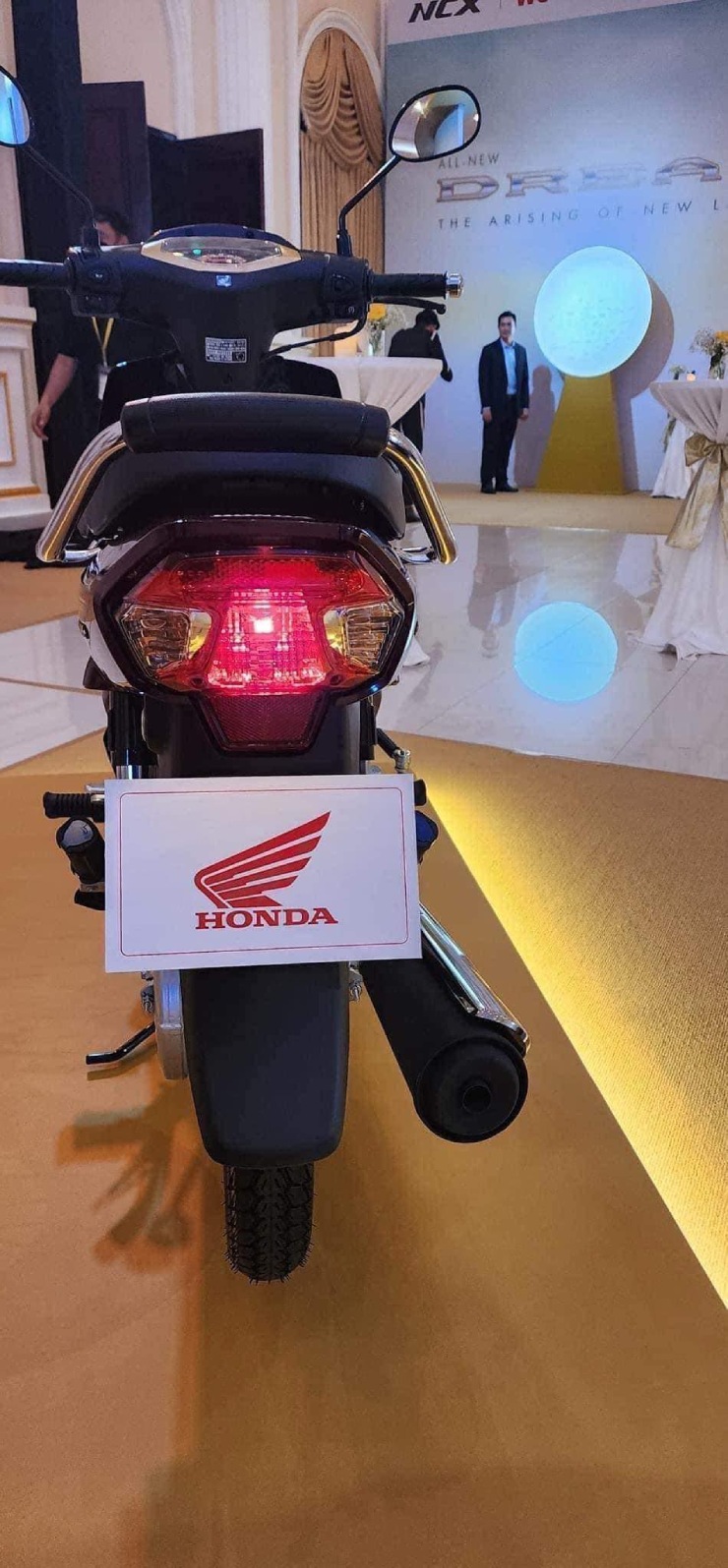 NÓNG: Lộ ảnh huyền thoại mới 2023 Honda Dream 125 - 7